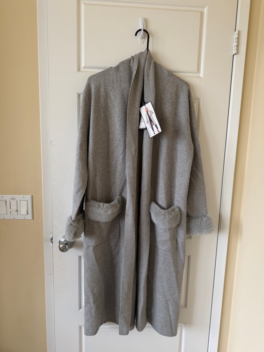 Max Studio Gray Open-Front Long Cardigan with Faux Fur Trim
